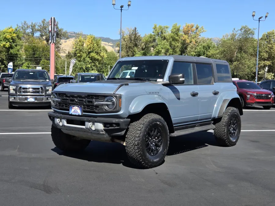 2024 Ford Bronco in Azure Gray Metallic