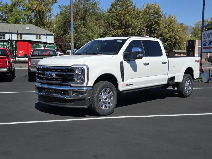 2026 Ford Super Duty F-350 SRW in White Metallic