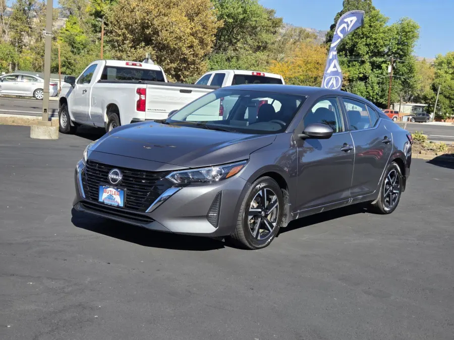 2025 Nissan Sentra in Gun Metallic
