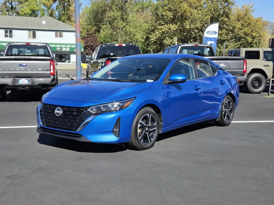 2025 Nissan Sentra in Electric Blue Metallic
