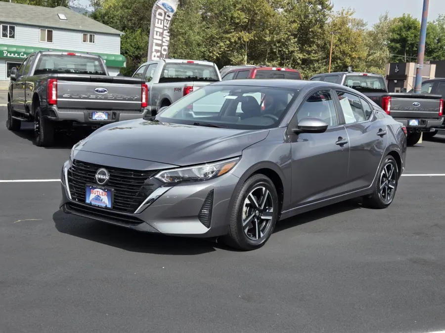 2025 Nissan Sentra in Gun Metallic